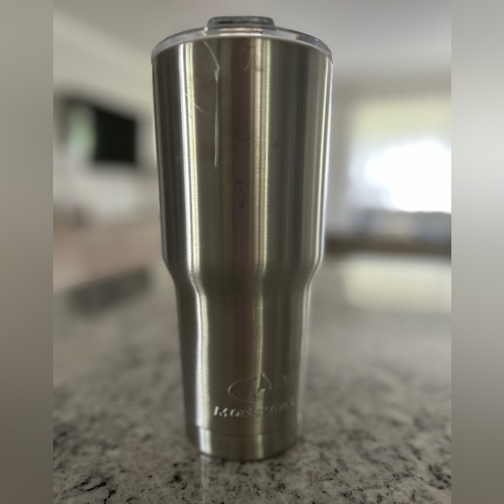 Mossy Oak Double Walled Stainless Steel Tumbler , 30-ounces, Silver